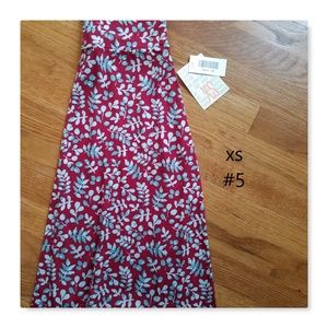 Extra Small LuLaRoe Azure skirt Extra Small